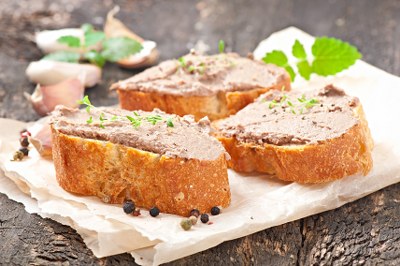 homemade-meat-snack-chicken-liver-pate-with-savory-olives_400x266